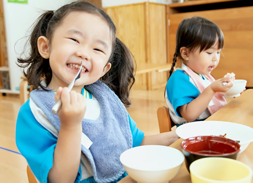 おいしいね。残さず食べるよ！