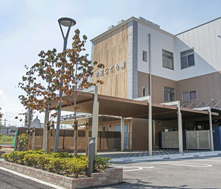 陶器北こども園園舎